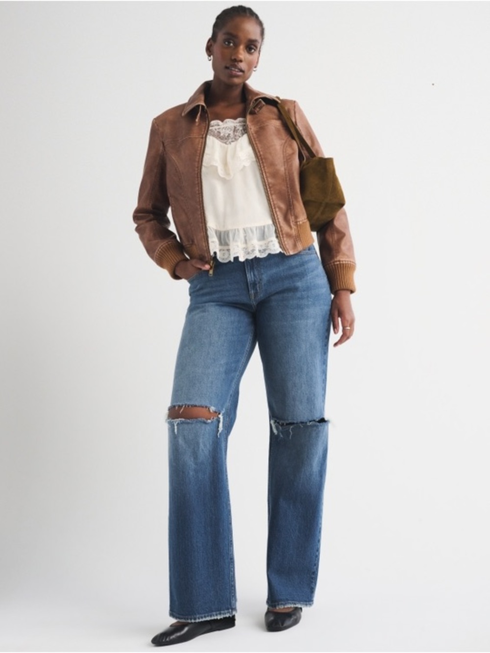 Abercrombie & Fitch Ultra High-Rise 90s Relaxed Distressed Jeans